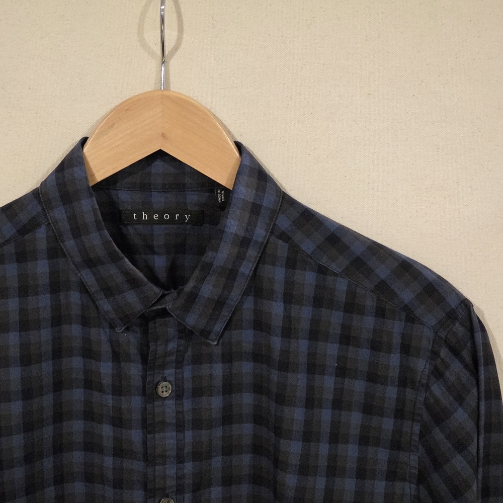 Theory Button Down M